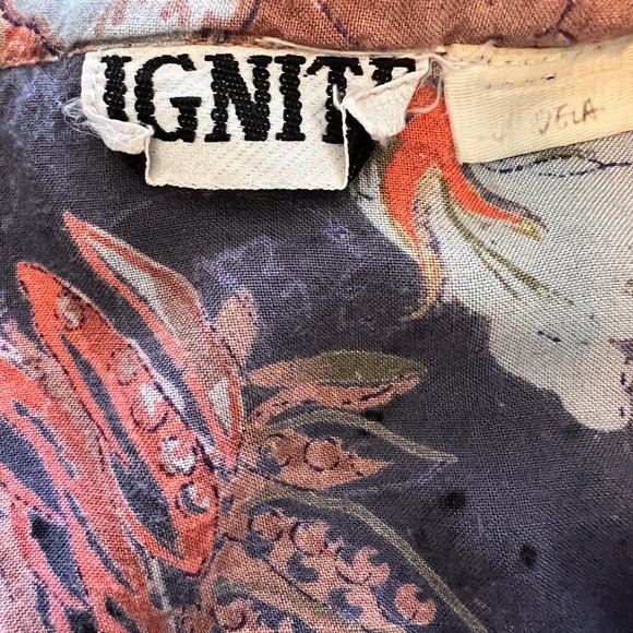 80's Abstract Shirt - Brand Ignite - Unisex - SIze Med/Large - Picture 10 of 10